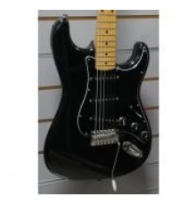 Fender Squier Stratocaster электрогитара, Япония 93-94гг, USED