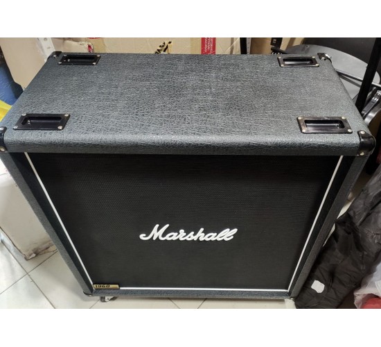 Marshall 1960B 4x12 кабинет гитарный USED