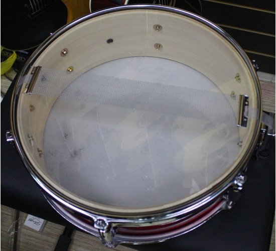 Малый барабан Tama Rhythm Mate RMS145 5« х 14», красный USED