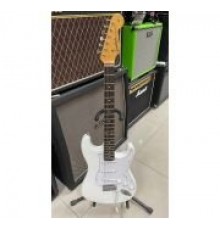 Grass Roots G-SE-50R электрогитара, цвет белый USED