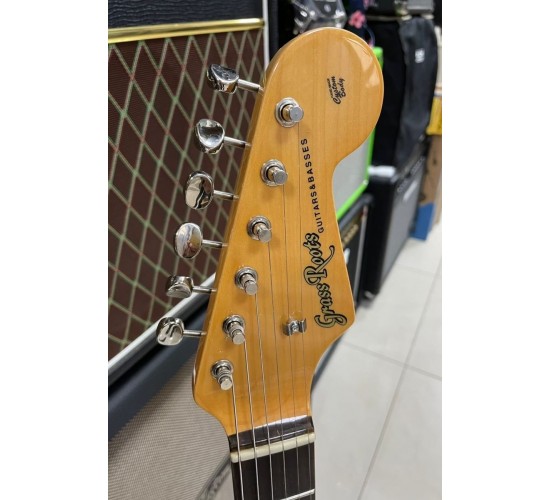 Grass Roots G-SE-50R электрогитара, цвет белый USED