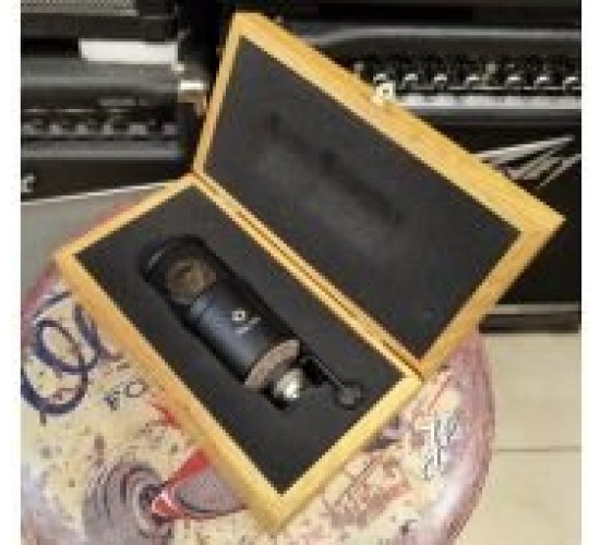 Октава МК-519 конденсаторный микрофон в деревянном футляре Россия USED