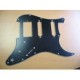Панель на Stratocaster 62 style под бриджевый хамбакер, черный трехслойный пластик, 11 крепежных отверстий