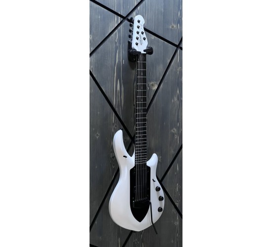Music Man MAJESTY 7 Glacial Frost электрогитара 7-ми струнная John Petrucci, США, USED