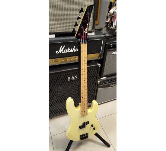 Charvel 1B PB Precision Bass бас-гитара состаренный белый, Япония USED