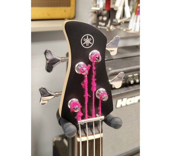 Yamaha TRBX174 BL бас-гитара, выставочный образец