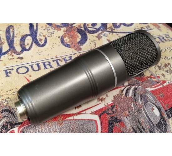 AV-Leader ST-201 Микрофон конденсаторный кардиоидный, НЧ фильтр, -10 дБ. 20-20,000 Гц USED
