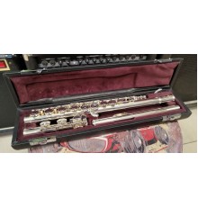 Yamaha YFL-212 флейта USED