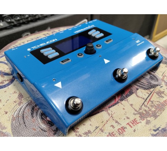TC Helicon Voicelive Play напольный вокальный процессор эффектов USED
