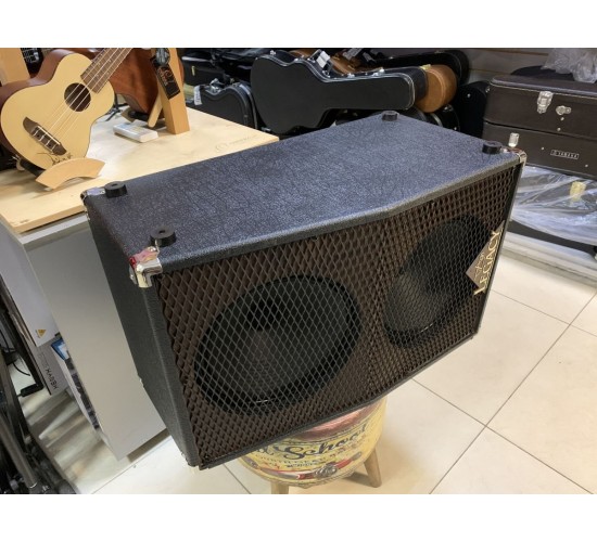 Carvin Legacy C212S гитарный кабинет 120 Вт Slant Front 2x12 Steve Vai США USED