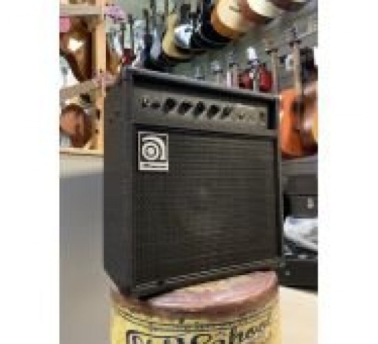 Ampeg BA-108 v2 басовый комбоусилитель, питание 110 V USED