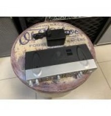 Behringer AMP800 предусилитель для наушников USED