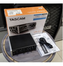 Tascam US-2X2 USB аудио интерфейс USED