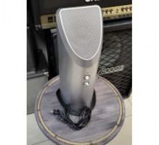 Roland PM-01 Personal Drum Monitor монитор для барабанщика USED