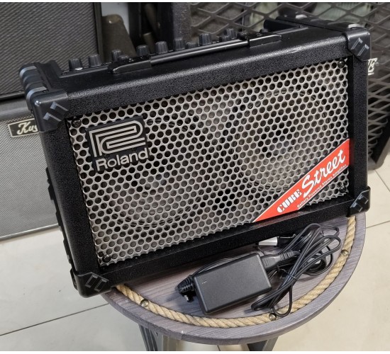 Roland Cube Street ST гитарный комбо USED