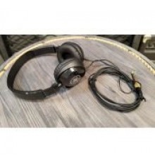 Yamaha HPH-50B мониторные наушники закрытого типа с драйвером 38 мм., цвет черный USED