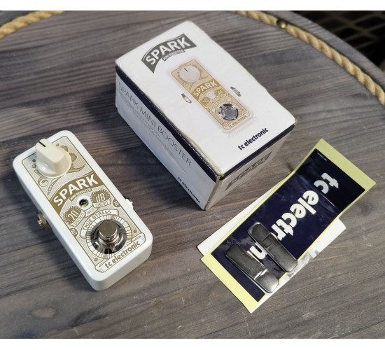 TC Electronic Spark Mini Booster гитарная педаль эффектов бустер USED