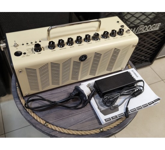Yamaha THR10 гитарный усилитель 10 Вт USED