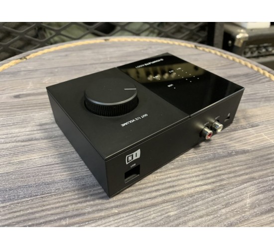 Native Instruments Komplete Audio 1 аудио интерфейс USED