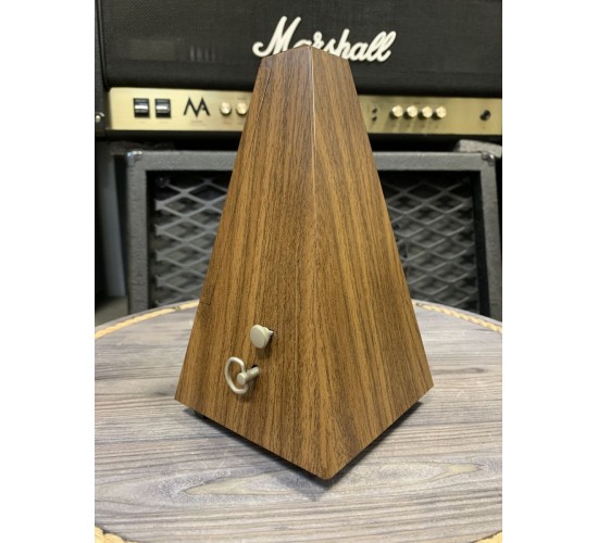 Wittner 814 Maelzel метроном, цвет коричневый, Германия USED