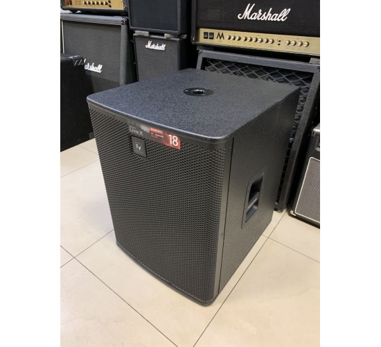 Electro-Voice ELX118P активный сабвуфер, 18', 700Вт, цвет черный USED