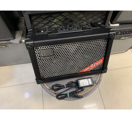 Roland Cube Street ST гитарный комбо USED
