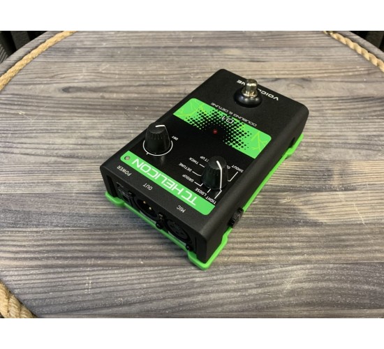 TC Helicon VoiceTone D1 вокальная педаль эффекта дублирования голоса USED