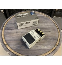 Boss NS-2 гитарный эффект шумоподавитель USED