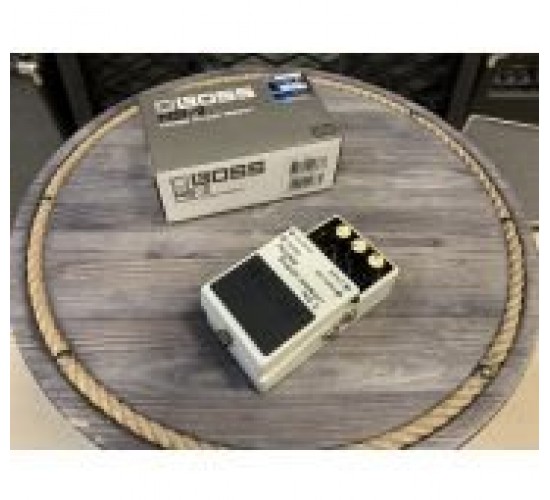 Boss NS-2 гитарный эффект шумоподавитель USED