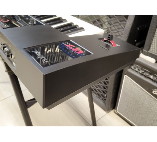 Roland FA-07 рабочая станция, 76 клавиш, с чехлом USED
