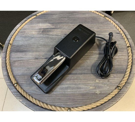 Roland DP-10 педаль сустейна USED