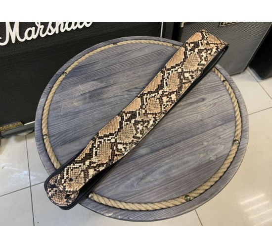 Гитарный ремень, змеиная кожа USED