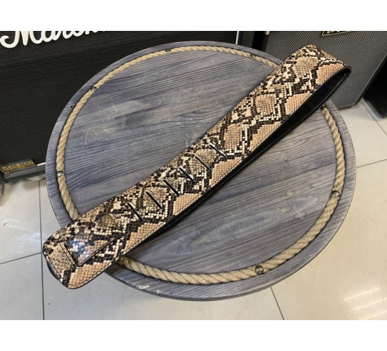 Гитарный ремень, змеиная кожа USED