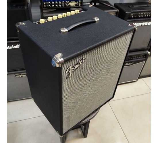Fender RUMBLE 500 басовый комбоусилитель, 500 Вт USED