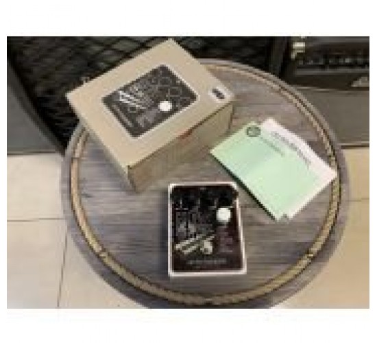 Electro-Harmonix Key9 Electric Piano Machine гитарный эффект синтезатор, октавер, гармонайзер, эмуляция звучания культовых электрических пианино Rhodes, Wurlitzer и других USED
