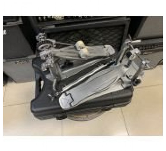 Tama Speed Cobra HP910LSW двойная педаль с приводом на двойной цепи и кейсом в комплекте USED
