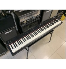 Roland RD-88 сценическое цифровое пианино USED