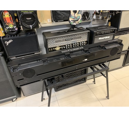 Roland RD-88 сценическое цифровое пианино USED