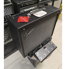 Fender Mustang GTX100 гитарный комбоусилитель, 100 Вт, выставочный образец
