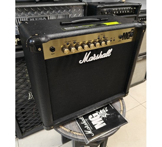 Marshall MG30FX гитарный комбоусилитель USED