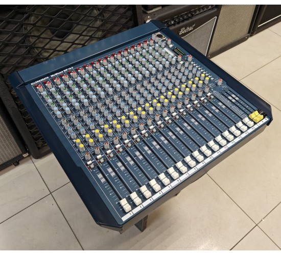 Allen & Heath MixWizard WZ3 16:2 аналоговый микшерный пульт USED