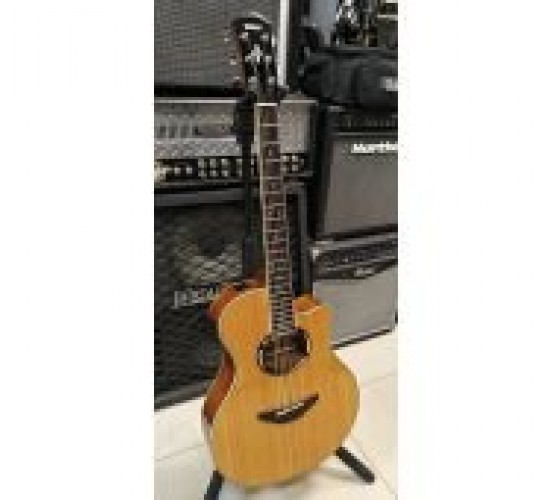 Yamaha APX-500III электроакустическая гитара, цвет натуральный USED