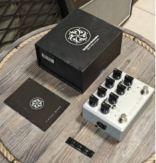 Darkglass Electronics Vintage Ultra педаль басовый преамп/овердрайв USED