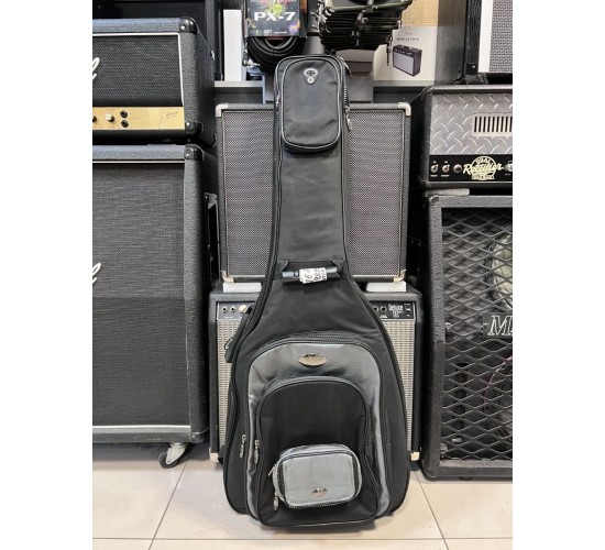 CNB EGB1600 чехол для электрогитары USED