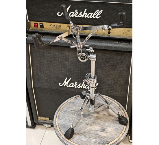 Pearl S-1000 Стойка под малый барабан (12-14