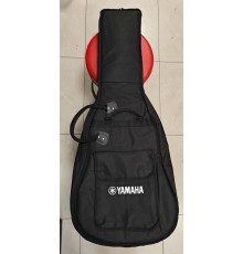 Yamaha чехол для акустической гитары, плотный, утеплённый USED