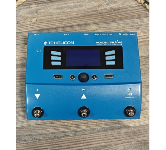 TC Helicon Voicelive Play напольный вокальный процессор эффектов USED