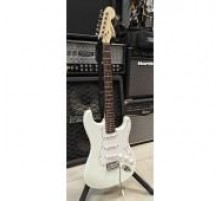 Fender Squier Stratocaster Affinity SSS электрогитара, цвет Olympic White USED