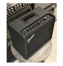 Fender Mustang LT25 Комбоусилитель для электрогитары, 25 Ватт USED