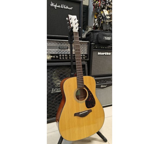 Yamaha FG800 акустическая гитара USED